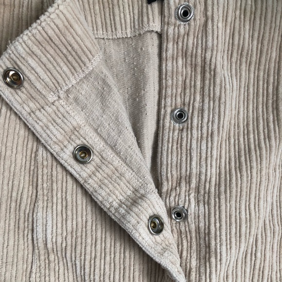 Women’s corduroy skirt, size large - Picture 3 of 6